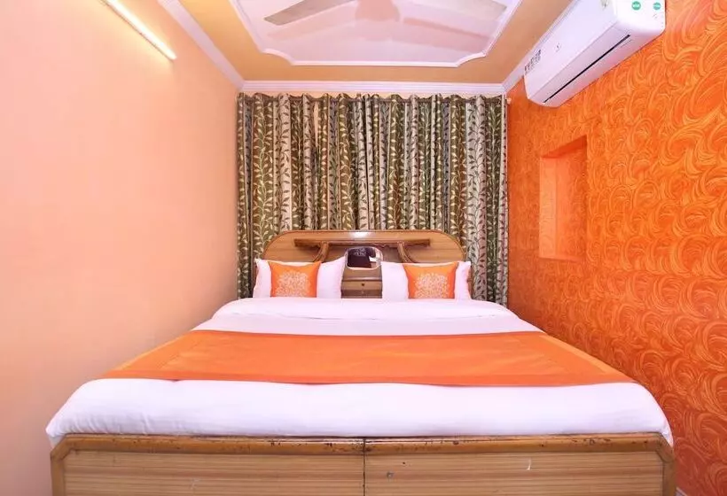 هتل O Rajesh Palace
