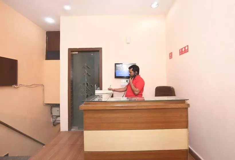 هتل O Rajesh Palace