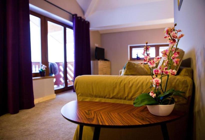 בית מלון כפרי Park Chalet Residence