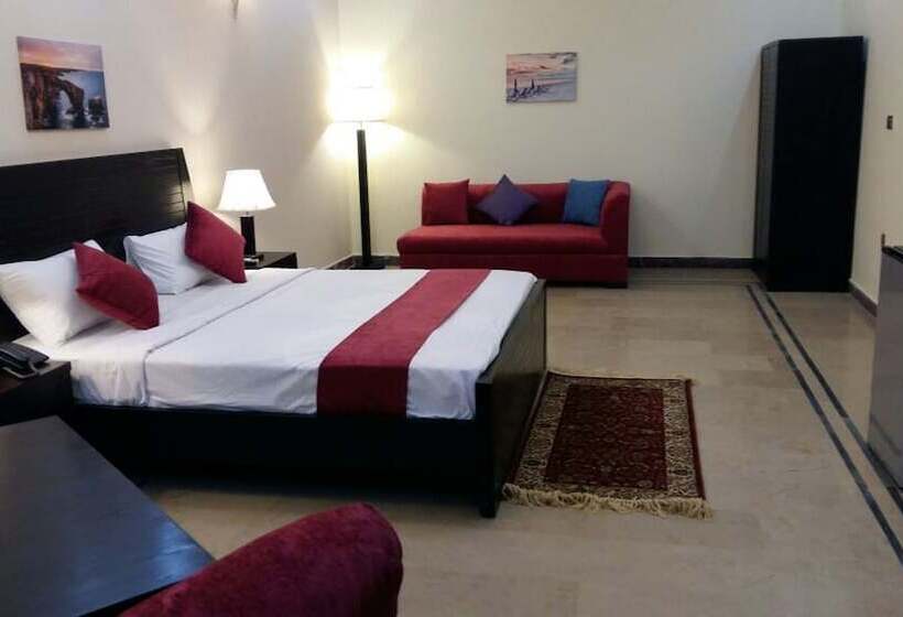 هتل Serene Residence