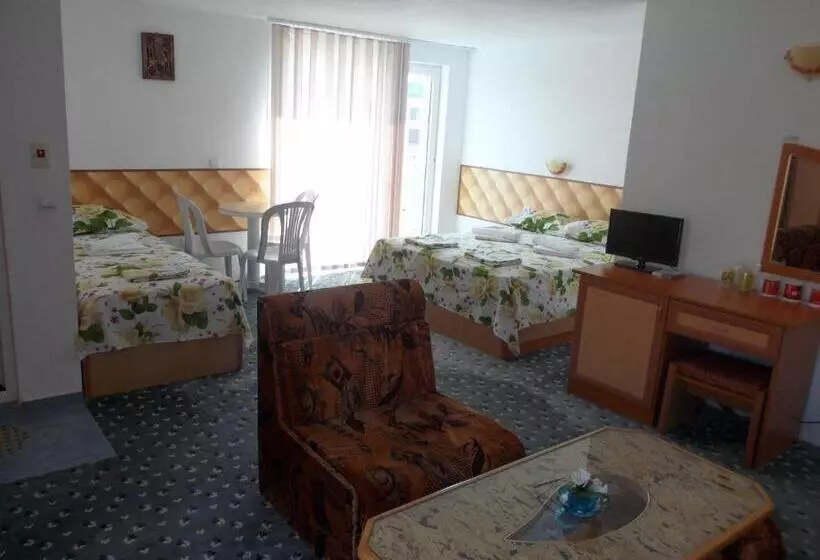 هتل Sianie Guest House