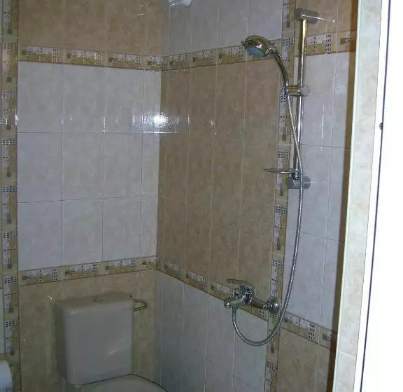 هتل Sianie Guest House