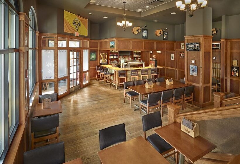 酒店 The Residences At Sun Peaks Grand