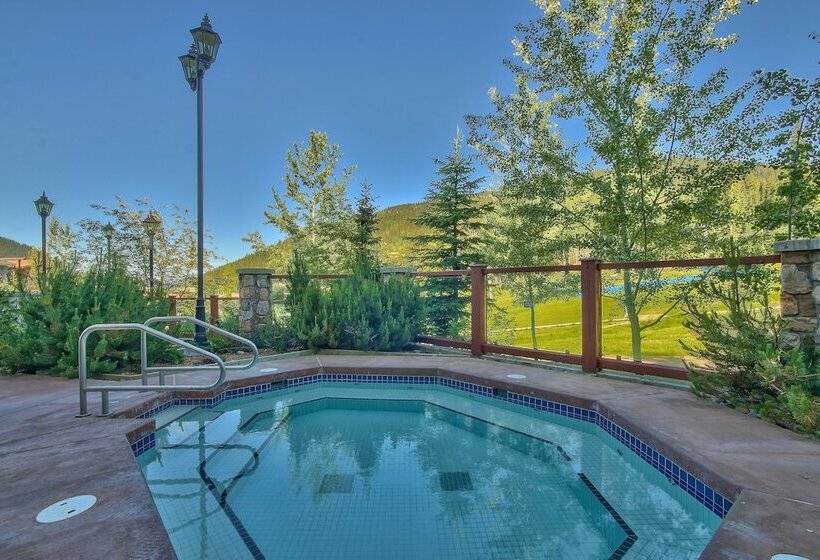 酒店 The Residences At Sun Peaks Grand