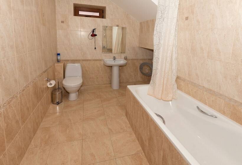 בית מלון כפרי Villa Laguna