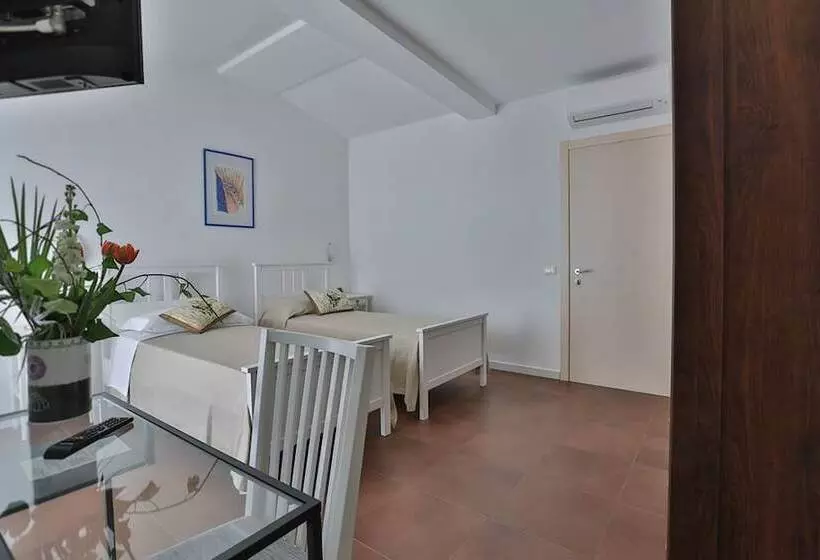 ペンション Affittacamere Le Giare