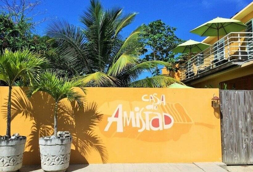 پانسیون Casa De Amistad Guesthouse