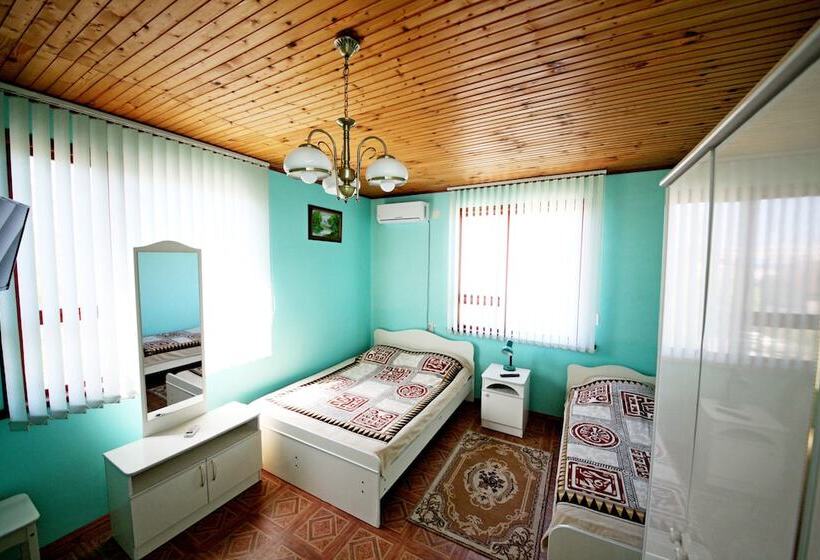 פנסיון Guest House On Chernomorskaya Ulitsa