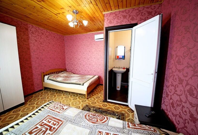 פנסיון Guest House On Chernomorskaya Ulitsa
