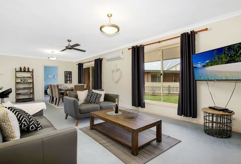 Valley View Townhouse  On The Rail Trail