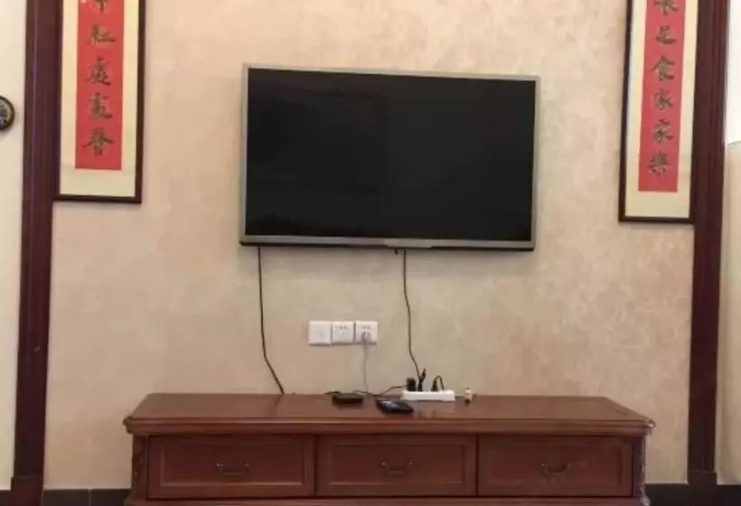 Yumi Apartment Qidong Hengda Branch