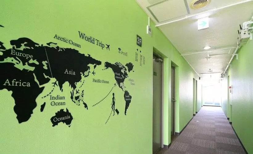 Air Hostel Lcc