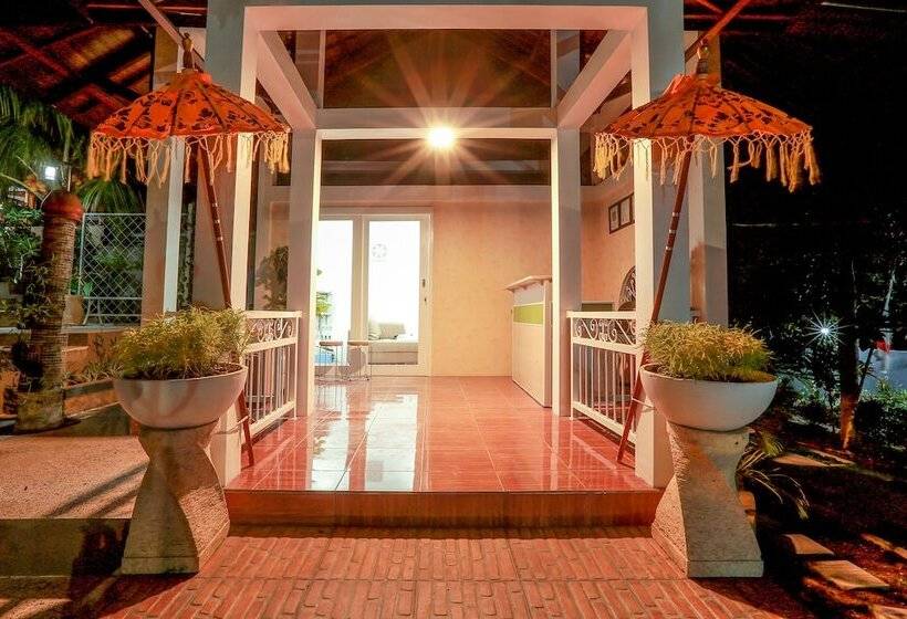 Bed and Breakfast Nipah Pool Villas & Restaurant