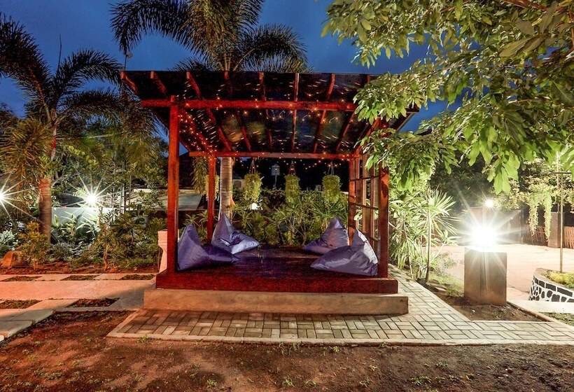 Bed and Breakfast Nipah Pool Villas & Restaurant