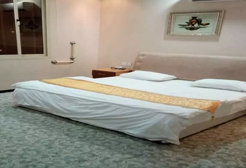 Hotelli Almasah Altaj Apart