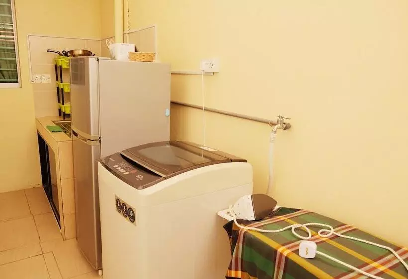 هتل Natol Homestay  L.a