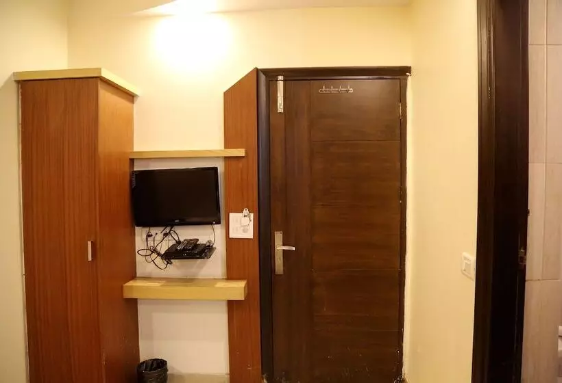 Hotel Shivam International