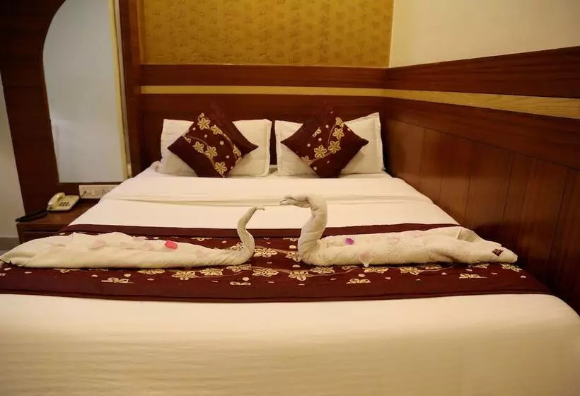 Hotel Shivam International