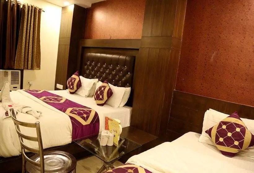 Hotel Shivam International