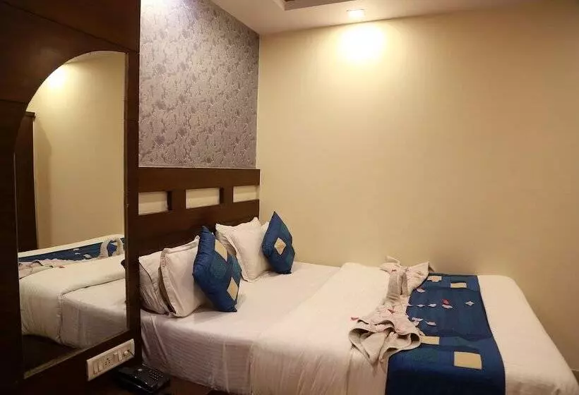 Hotel Shivam International