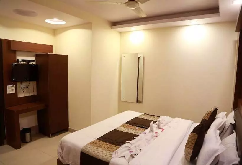 Hotel Shivam International
