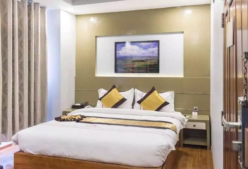 Grand Central Hotel Mandalay