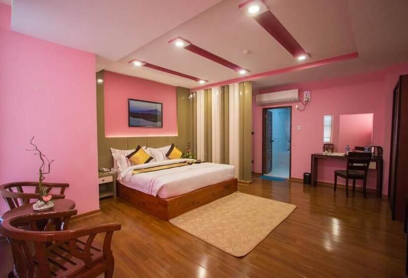 Grand Central Hotel Mandalay