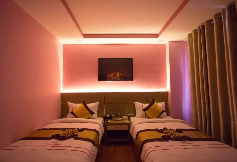 Grand Central Hotel Mandalay