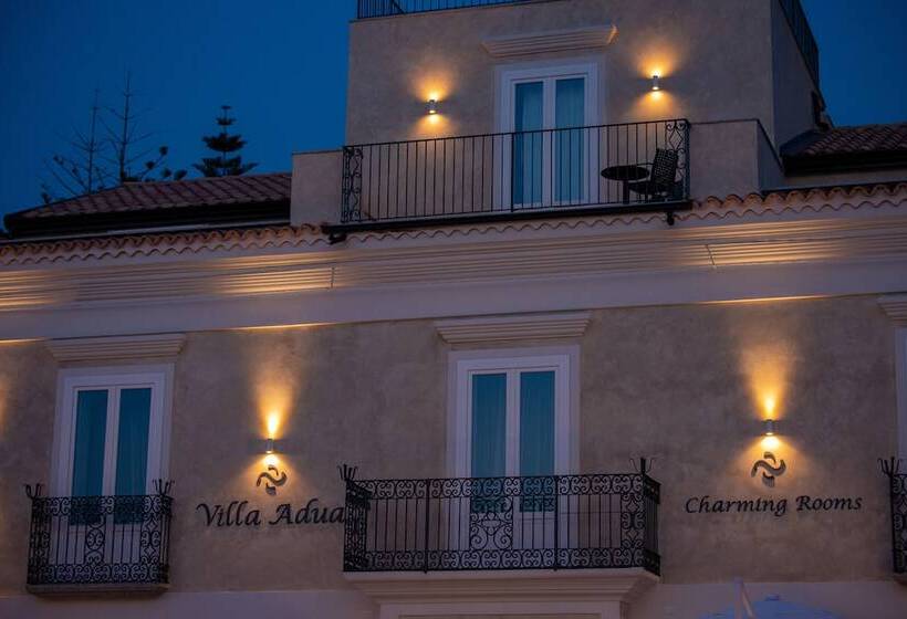 여관 Villa Adua