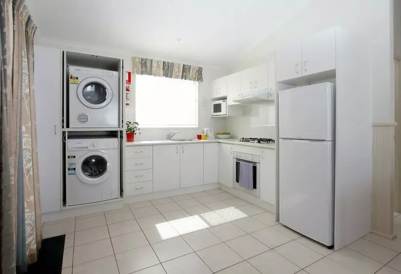 Hotelli Corrimal Beach Tourist Park