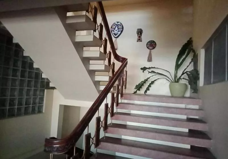 Hotelli Garcia Legaspi Mansion