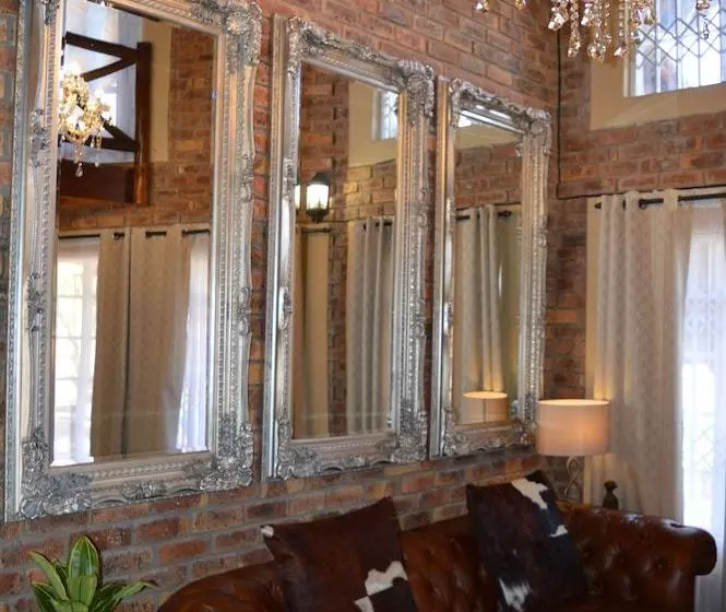 Hotelli Erdvark 3950