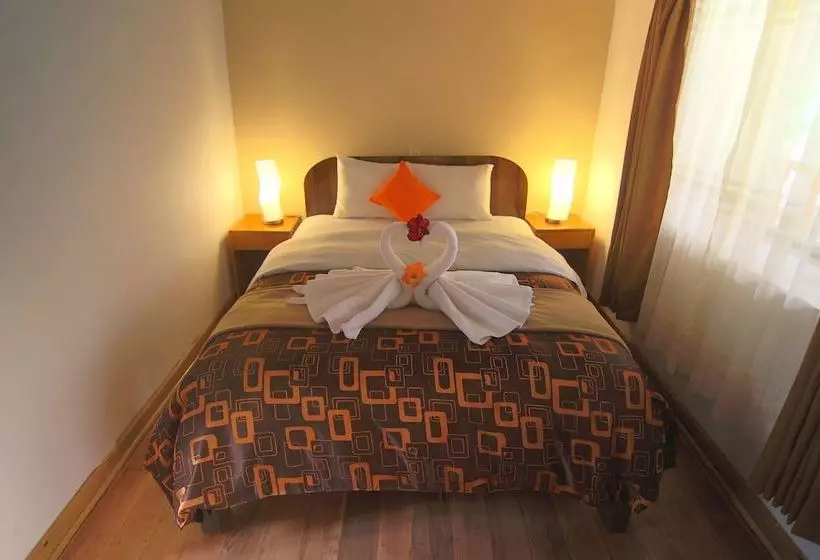 Hotelli La Casa Del Abuelo Riverside