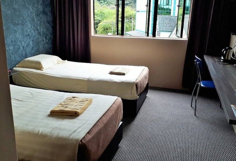 בית מלון כפרי Titiwangsa