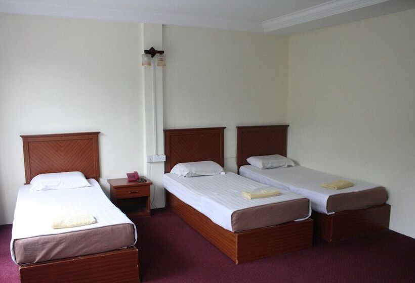 בית מלון כפרי Titiwangsa