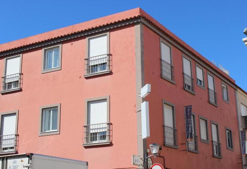 پانسیون Dom Fernando I