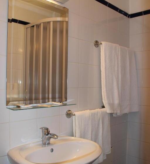 پانسیون Dom Fernando I