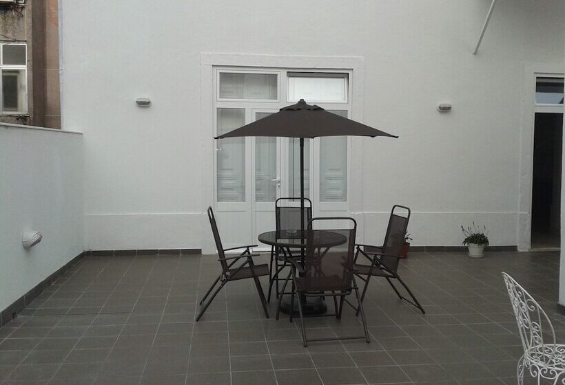 پانسیون Alojamento Local Primavera