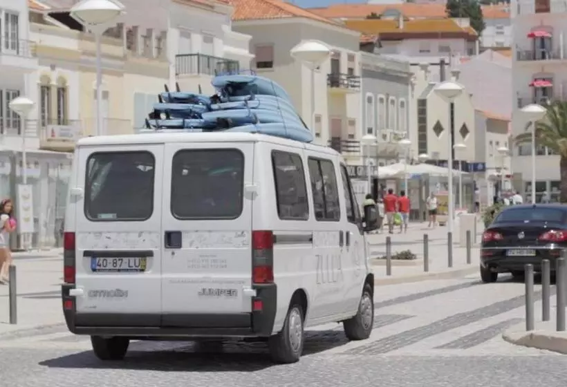 Majatalo Zulla Nazaré`s Surf Village