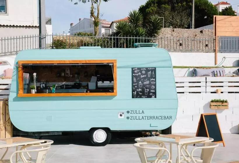 Majatalo Zulla Nazaré`s Surf Village