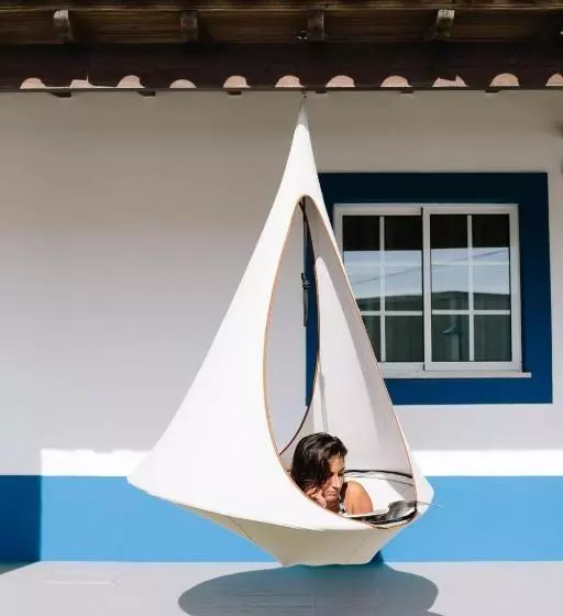 Majatalo Zulla Nazaré`s Surf Village