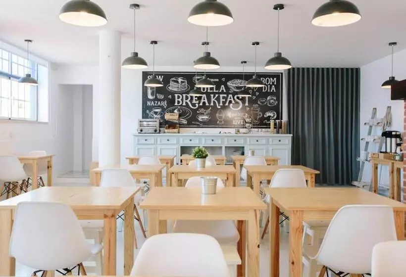 Majatalo Zulla Nazaré`s Surf Village