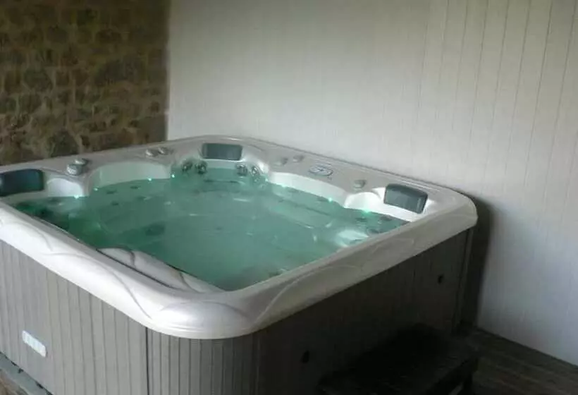 Aamiaismajoitus (B&B) Domaine Des Cigognes Chambre D'hôtes