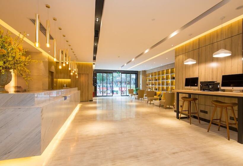 Atour Hotel Chongqing Hongyadong Riverview