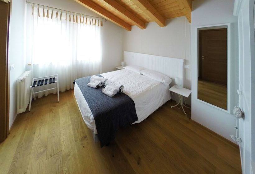 فندق ريفى Agriturismo La Madrugada