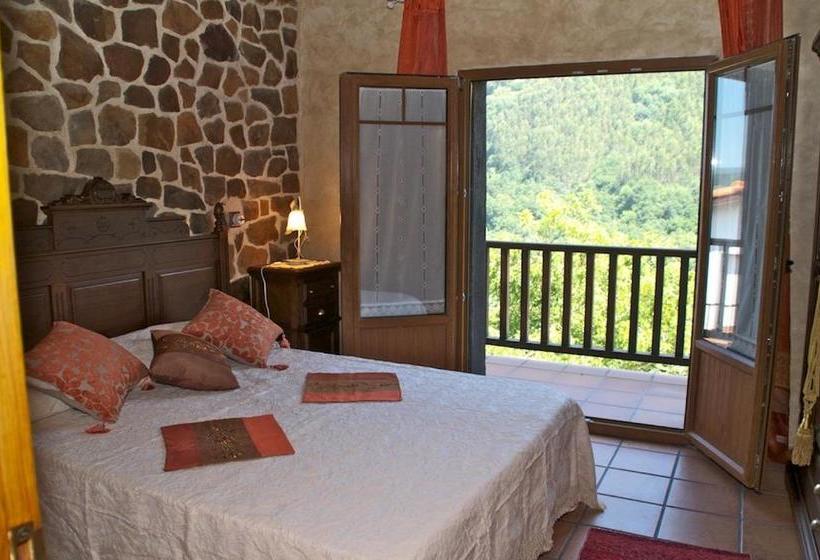 Сельский отель Casa Aingeru