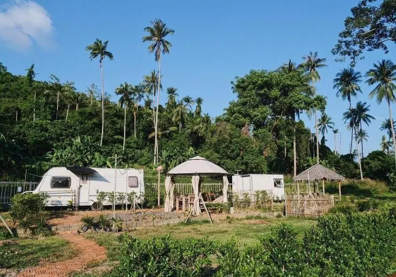 ホテル Samui Caravans Hill Camp