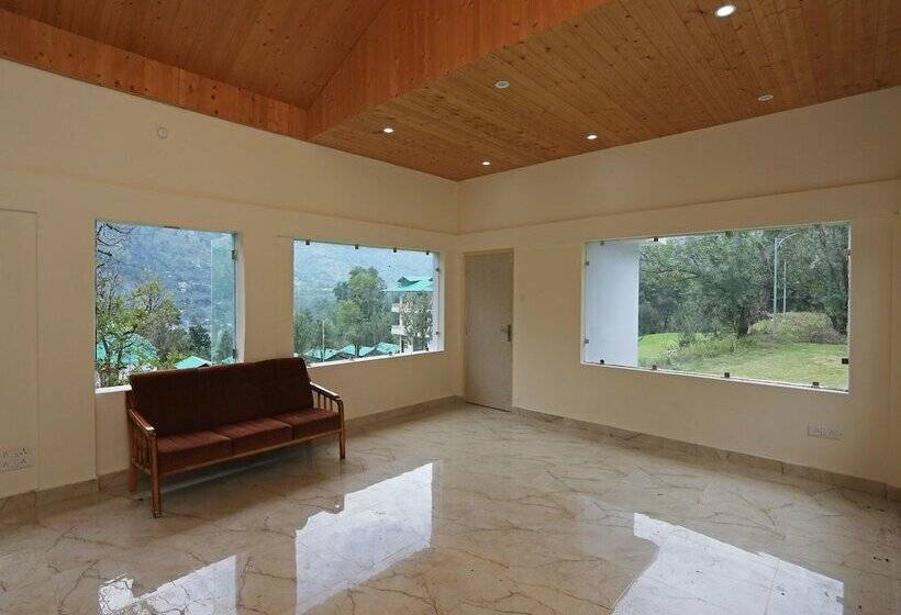 בית מלון כפרי Swiss Camps By Oyo Rooms