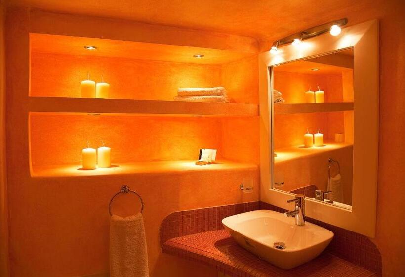 Hotel Whitedeck Santorini