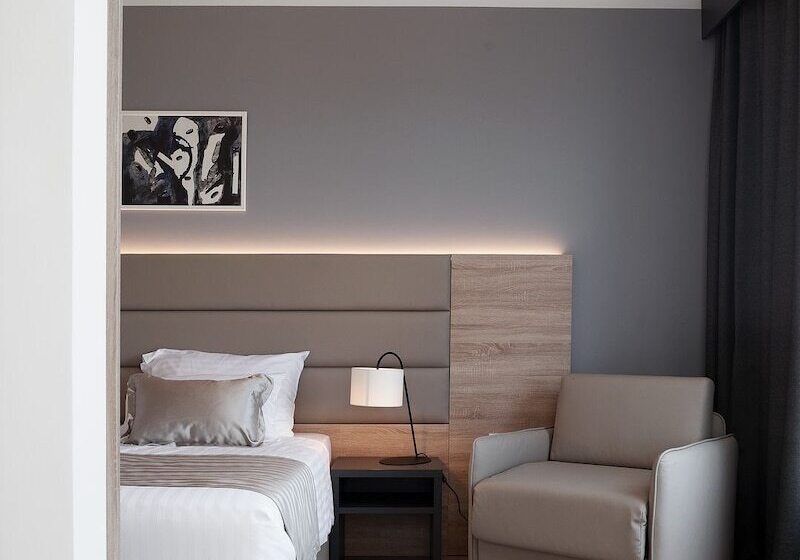 Kaneo Beach Hotel Novalja